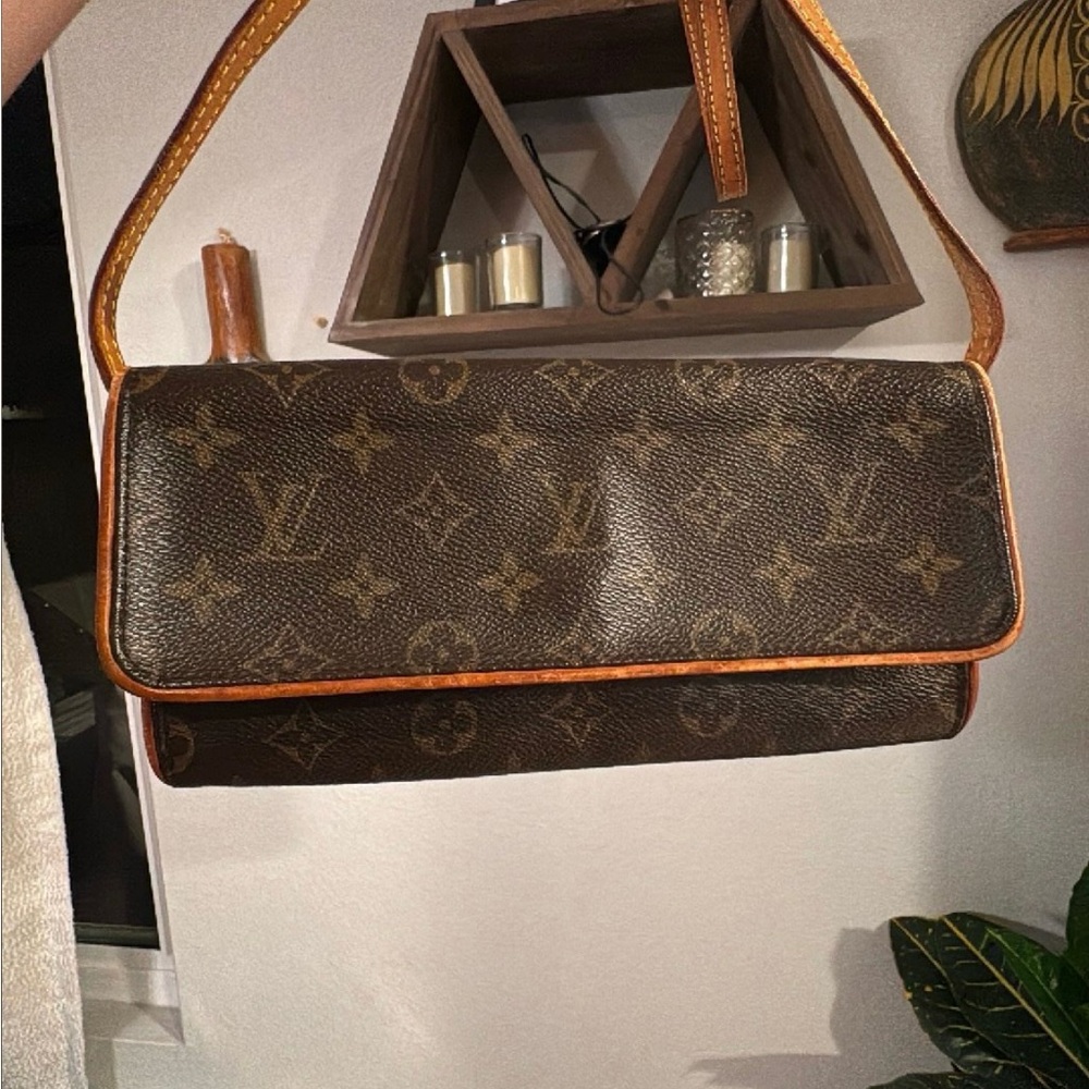 Louis Vuitton Brown Monogram pochette